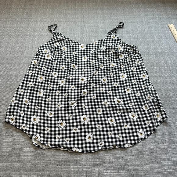 Torrid Daisy‎ Gingham Cami Top 2X Cottage Summer Picnic Dainty Y2K Revival - Picture 1 of 8